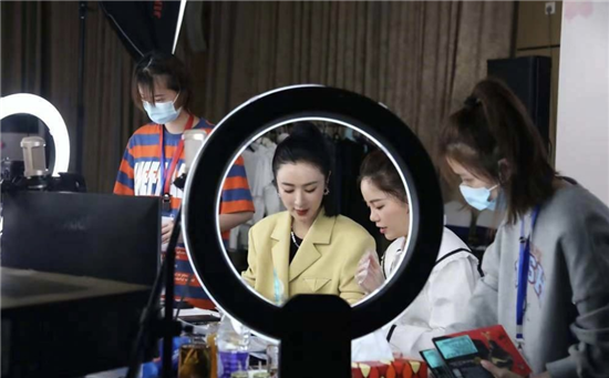 薇娅因偷逃税被罚13.41亿 装修公司合规之路如何走？
