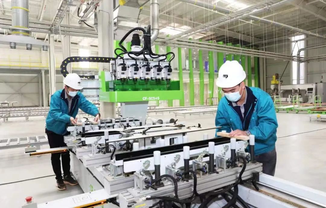 江西南康区数字赋能家具“智造”转型升级！