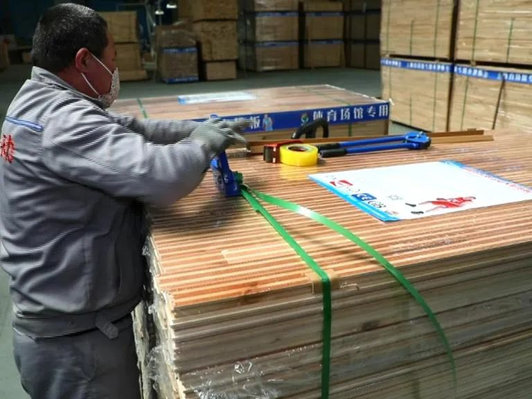 抚顺木业产业加快生产进度 战“疫”生产两不误