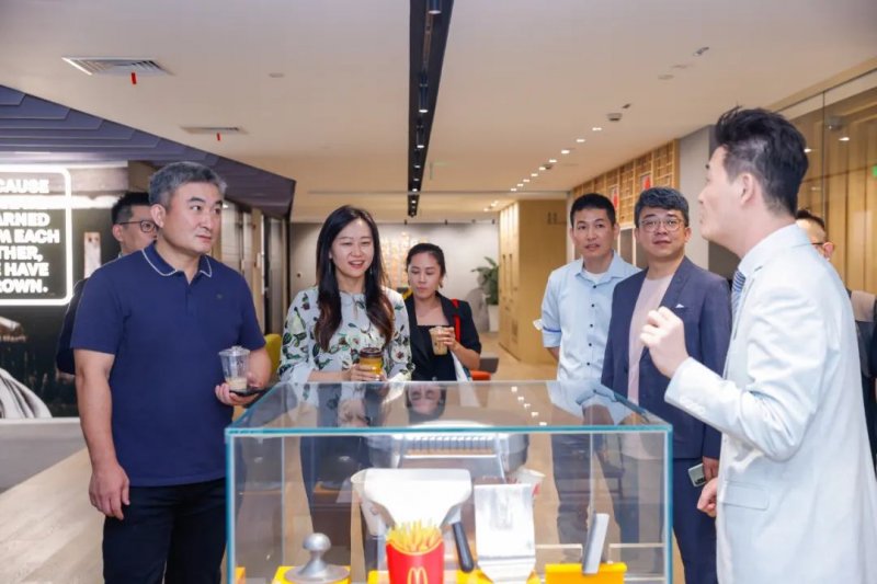 红星美凯龙牵手麦当劳 共同探索创新商业模式