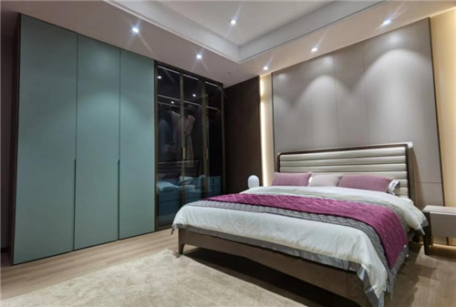 喜临门最新消息：一年内新开820家店 专注家具主业后赚了2亿