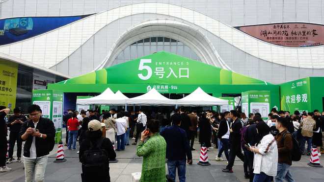 2023东莞名家具展超1200家品牌亮相 软体家居成最大亮点