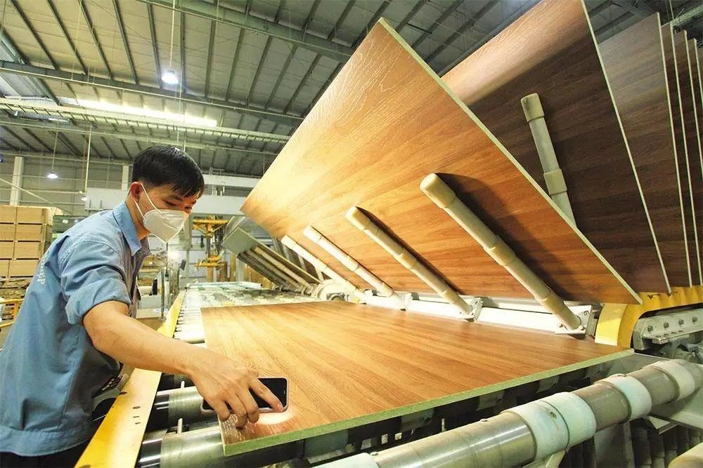 2023年前4月越南家具出口额下降超30% 订单大跌50%！