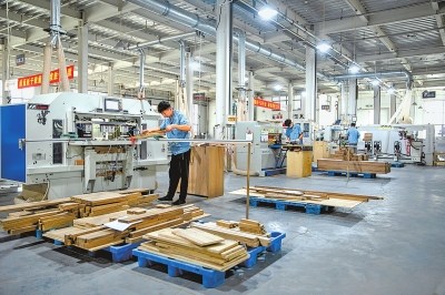 产业迭代升级 清丰县从“木工之乡”变身“家居之都”