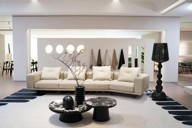 掌上明珠家居获2025成都民营企业百强殊荣! 掌上明珠家居获2025成都民营企业百强殊荣!