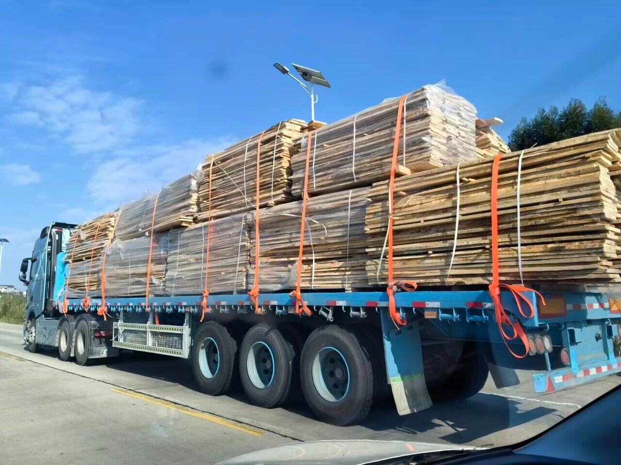 桂林首单木材保税业务落地 助力家居产业链完善原料供应