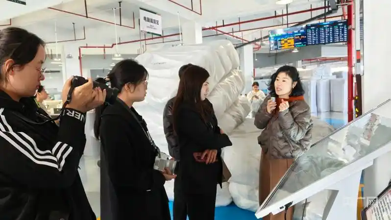 南康家具“油改水”一线见闻：绿色转型破解行业痛点