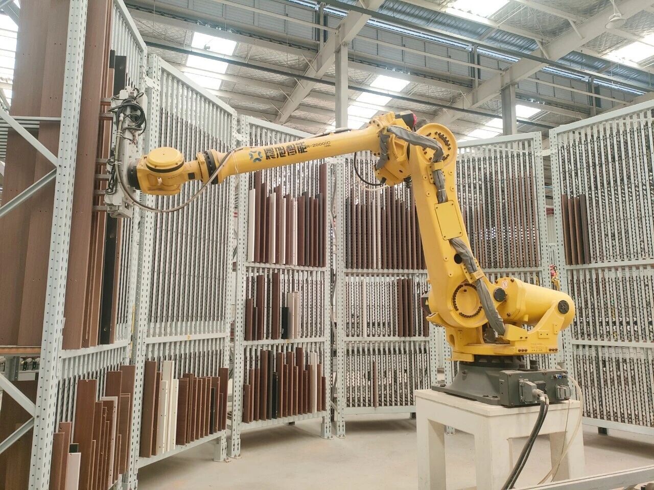 产能提效40%+ 人工降本50%!邳州官湖板材家居智改见实效 产能提效40%+ 人工降本50%!邳州官湖板材家居智改见实效