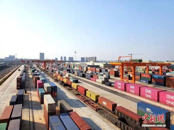 “小家具”撬动“大产业” 南康家具何以“出海全球”? “小家具”撬动“大产业” 南康家具何以“出海全球”?